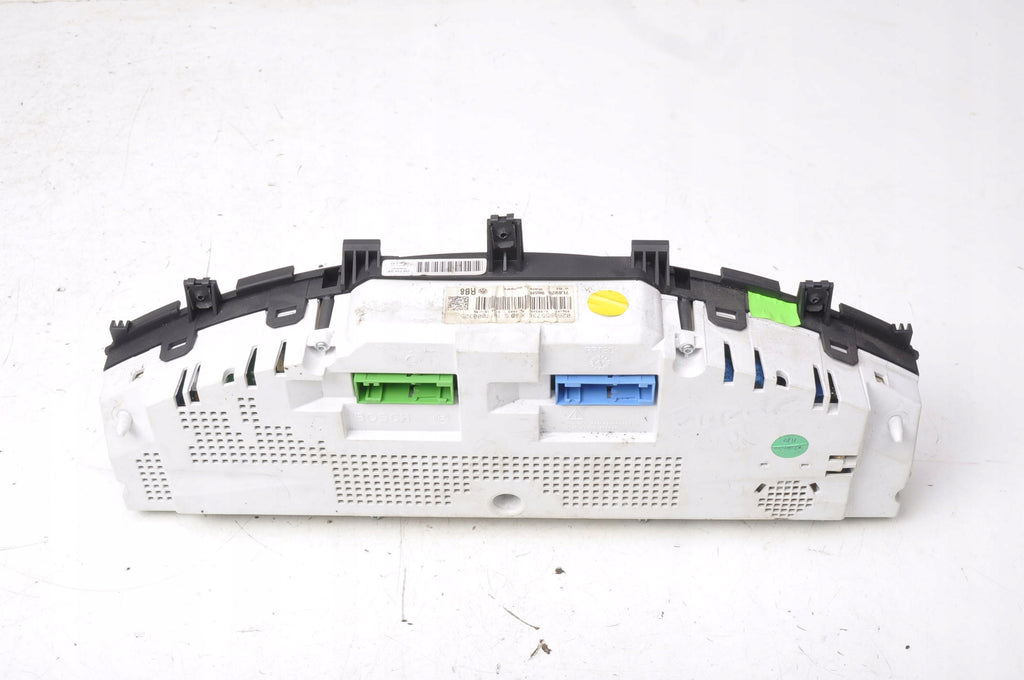 VOLKSWAGEN TOUAREG I D COUNTER CLOCKS 7L6920985H
