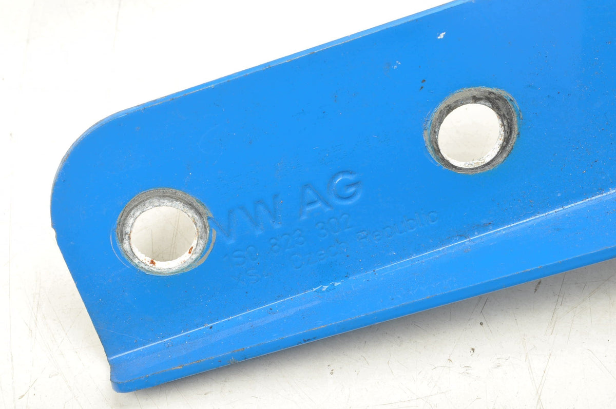 VOLKSWAGEN UP MASK HINGE LEFT RIGHT SET 1S0823301 1S0823302
