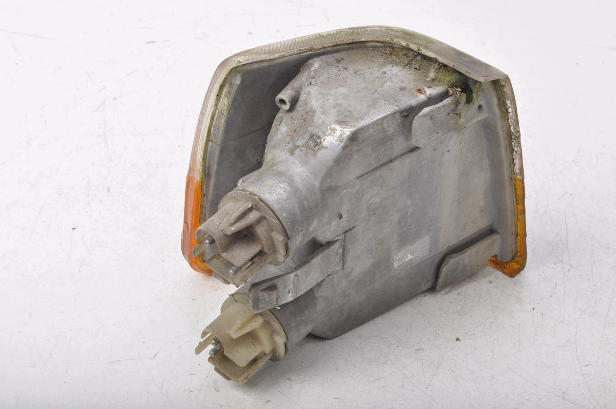VOLVO 940 DIRECTION INDICATOR FRONT LEFT FRONT