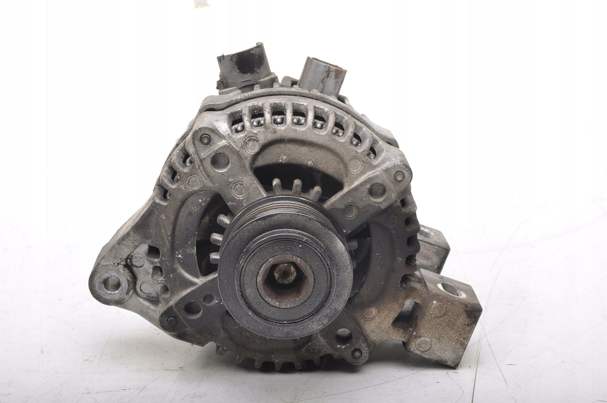 VOLVO C30 C70 S40 II V50 2.5 T5 220KM ALTERNATOR