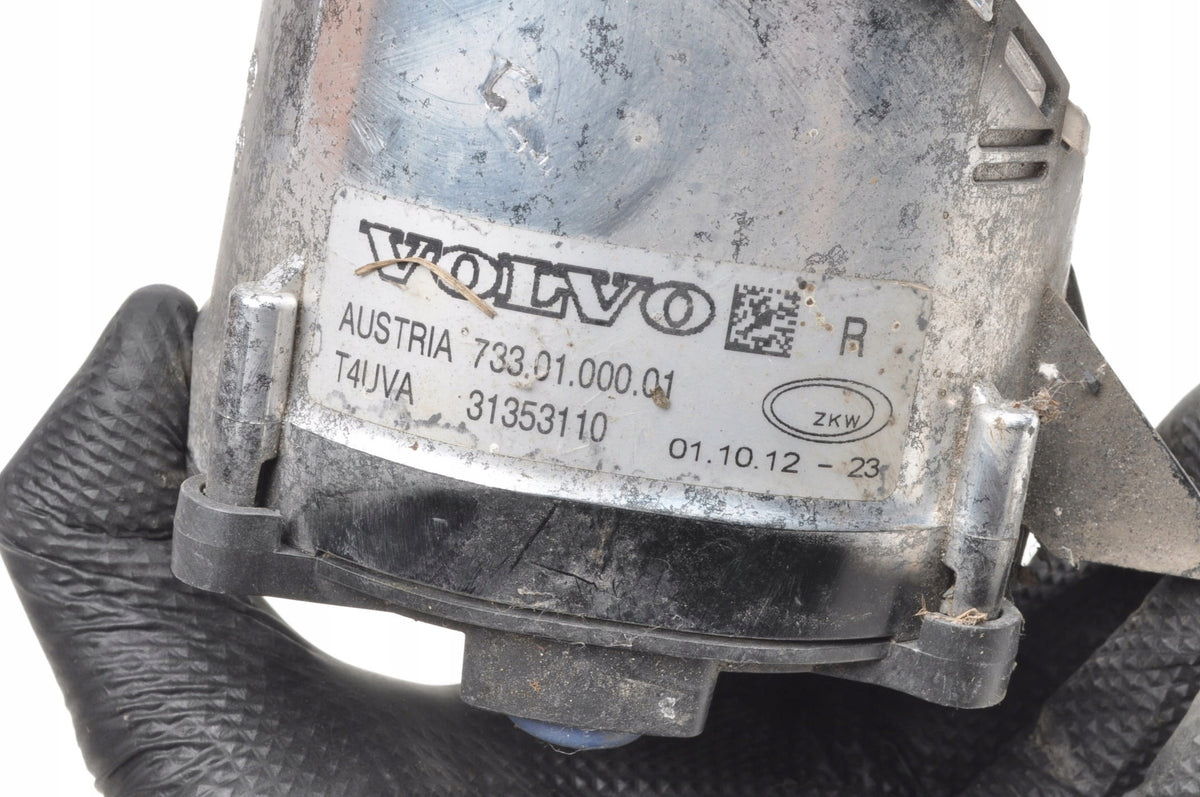 VOLVO C30 HALOGEN RIGHT LIGHT DRL DAYTIME RUNNING LED 31353110 LIFT