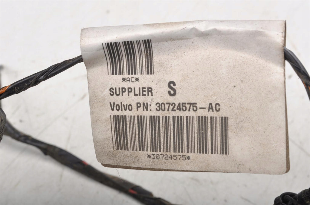 VOLVO C30 LICENSE PLATE HARNESS 30724575AC