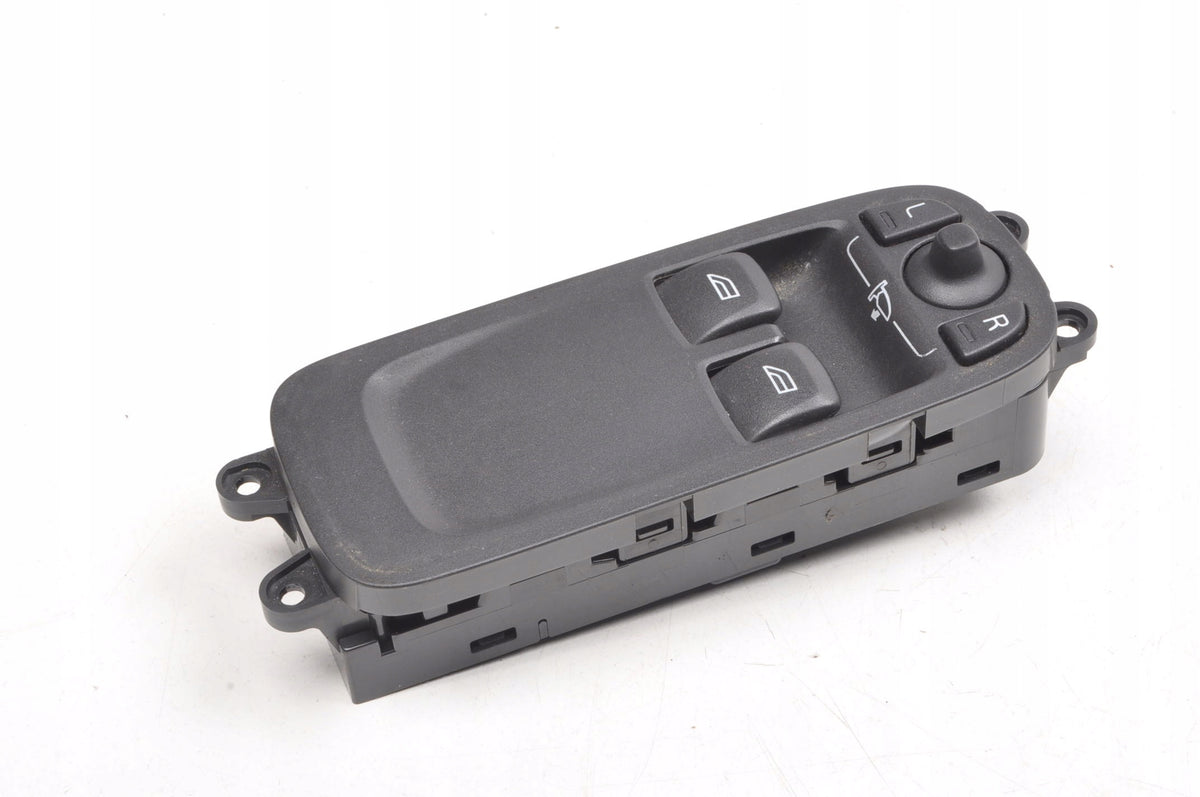 VOLVO C30 PANEL WINDOW SWITCH 31343553 LIFT