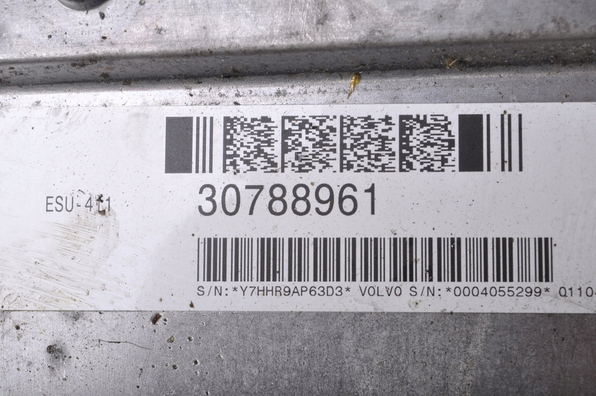 VOLVO C30 S40 2 II V50 2.0 16V COMPUTER ENGINE DRIVER 30788961