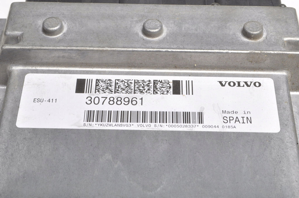 VOLVO C30 S40 2 II V50 2.0 16V COMPUTER ENGINE DRIVER 30788961