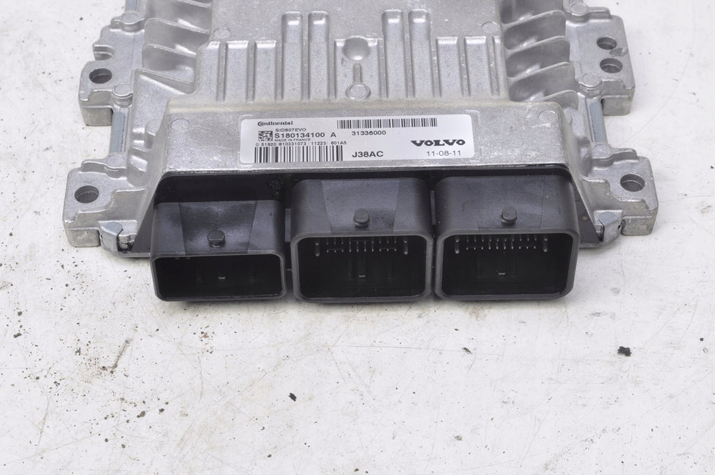 VOLVO C30 S40 C70 V50 1.6 8V D2 COMPUTER ENGINE DRIVER 31336000