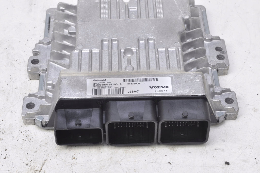 VOLVO C30 S40 C70 V50 1.6 8V D2 COMPUTER ENGINE DRIVER 31336000
