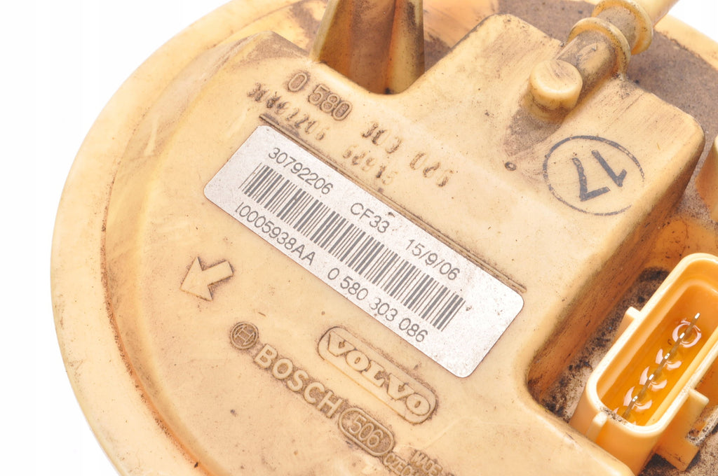 VOLVO C30 S40 C70 V50 2.4 D5 179KM FUEL PUMP 30792206
