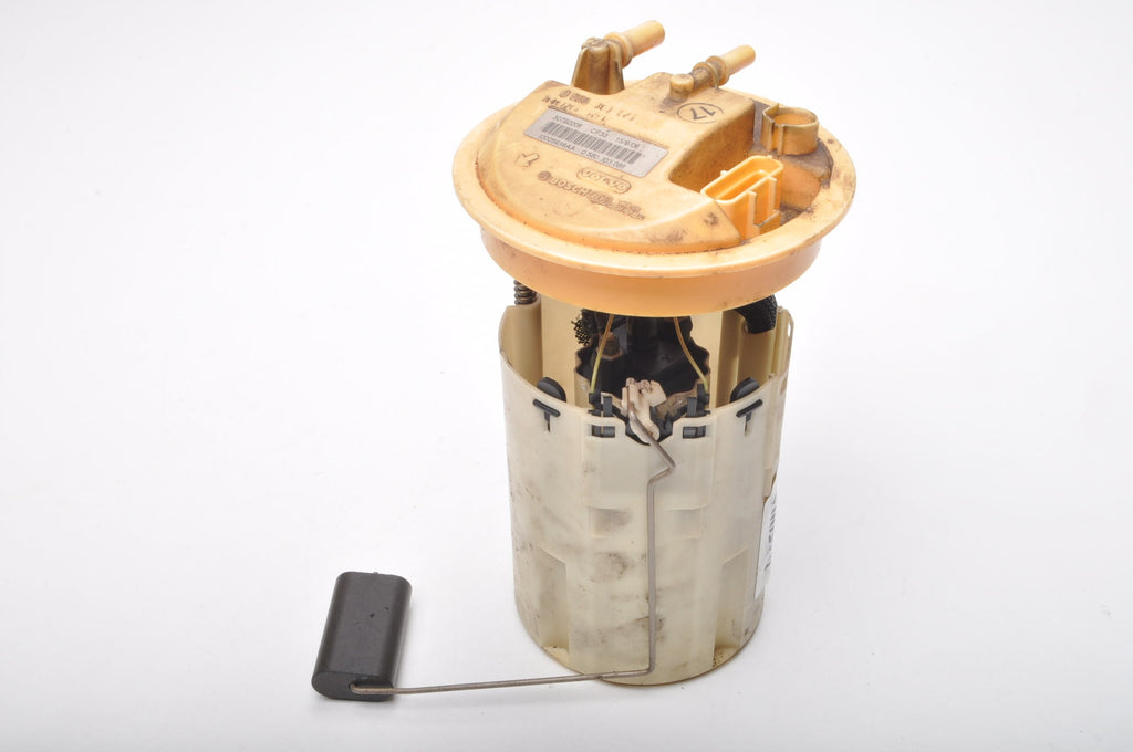 VOLVO C30 S40 C70 V50 2.4 D5 179KM FUEL PUMP 30792206