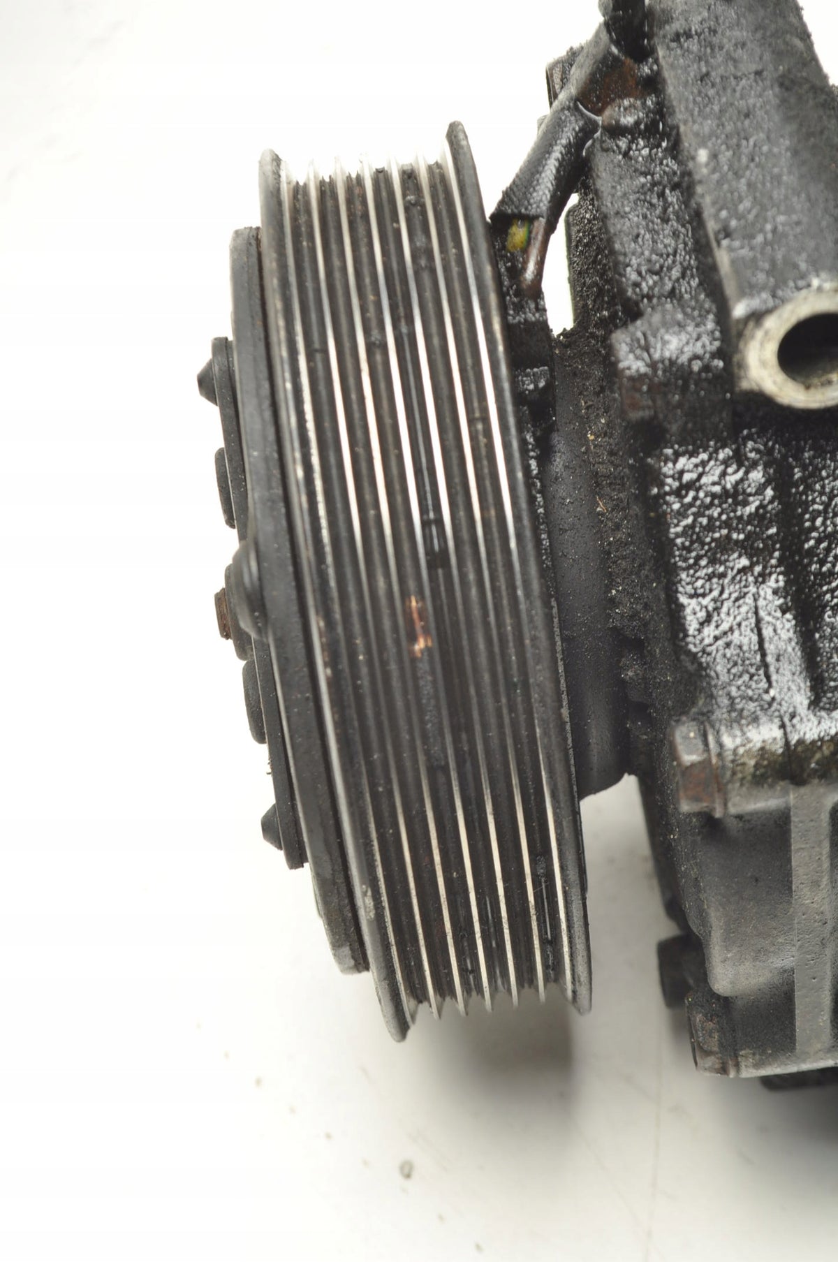 VOLVO C30 S40 II C70 V50 1.6 / 2.0 AIR CONDITIONING COMPRESSOR 31291882