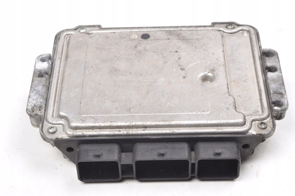 VOLVO C30 S40 II C70 V50 1.6 D 109KM COMPUTER ENGINE DRIVER 8692329