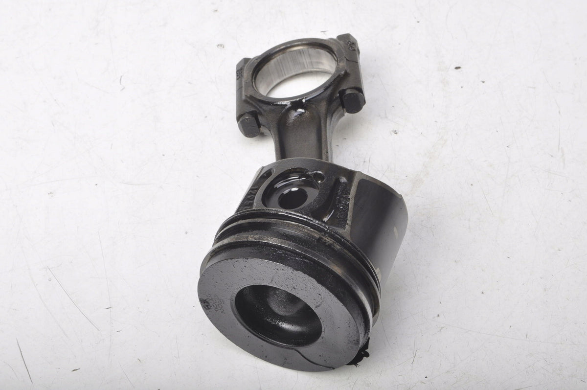 VOLVO C30 S40 II C70 V50 2.0 D 136KM D4204T2 PISTON WITH CONNECTING ROD