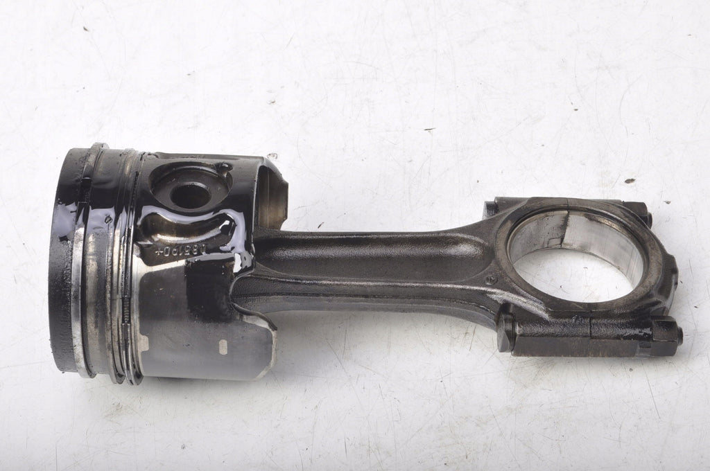 VOLVO C30 S40 II C70 V50 2.0 D 136KM D4204T2 PISTON WITH CONNECTING ROD