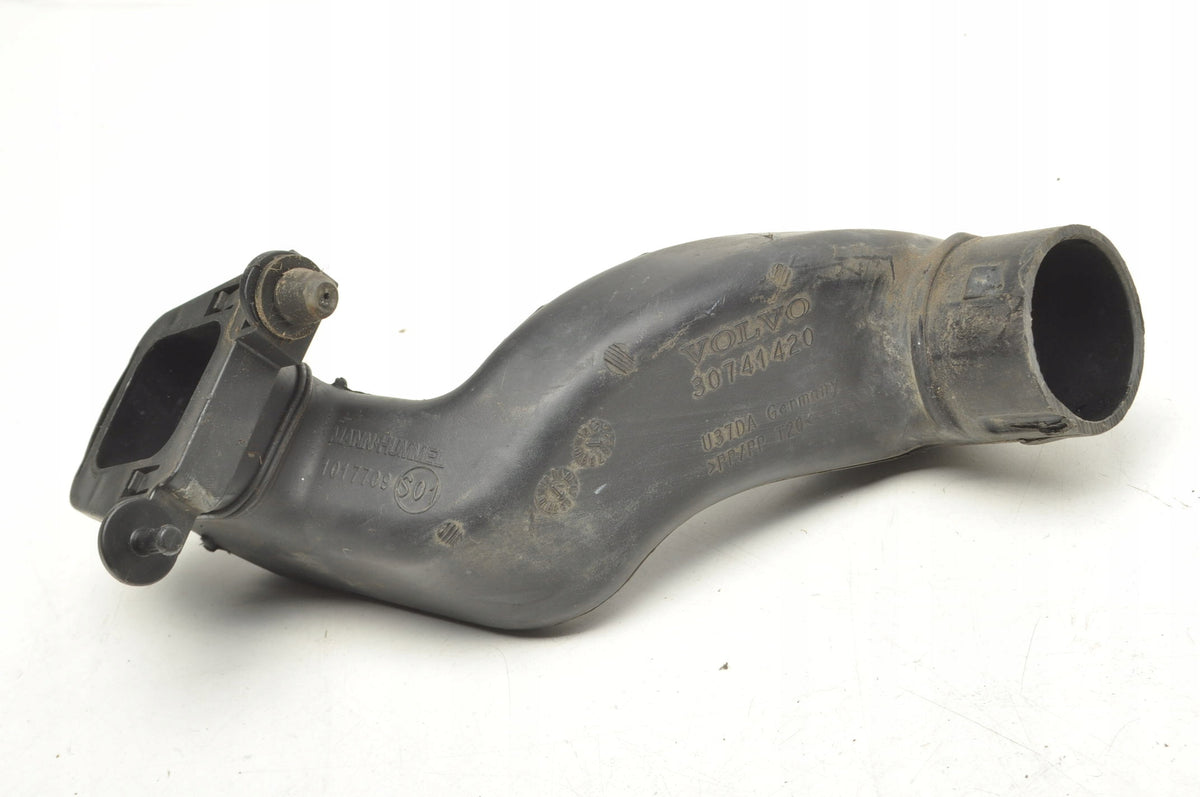VOLVO C30 S40 II C70 V50 AIR INTAKE PIPE 30741420