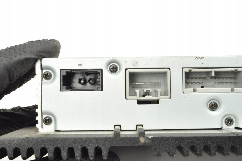 VOLVO C30 S40 II C70 V50 RADIO AMPLIFIER 30732053