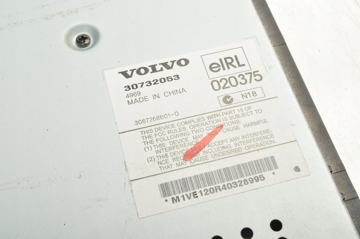 VOLVO C30 S40 II C70 V50 RADIO AMPLIFIER 30732053