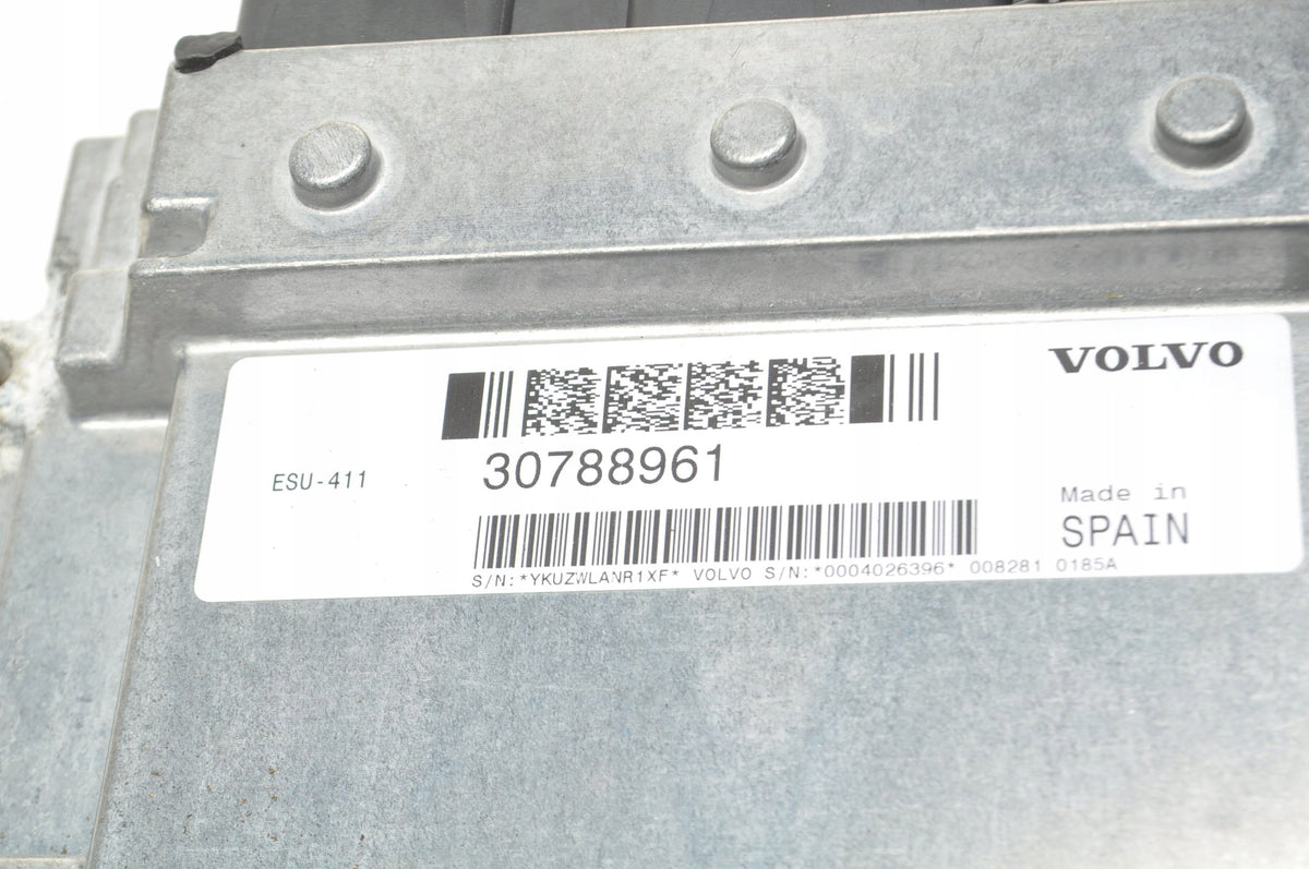 VOLVO C30 S40 II V50 C70 1.8 16V 125KM COMPUTER ENGINE DRIVER 30788961