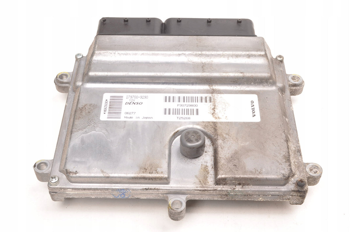 VOLVO C30 S40 II V50 C70 2.4 20V 170KM COMPUTER ENGINE DRIVER 30729800