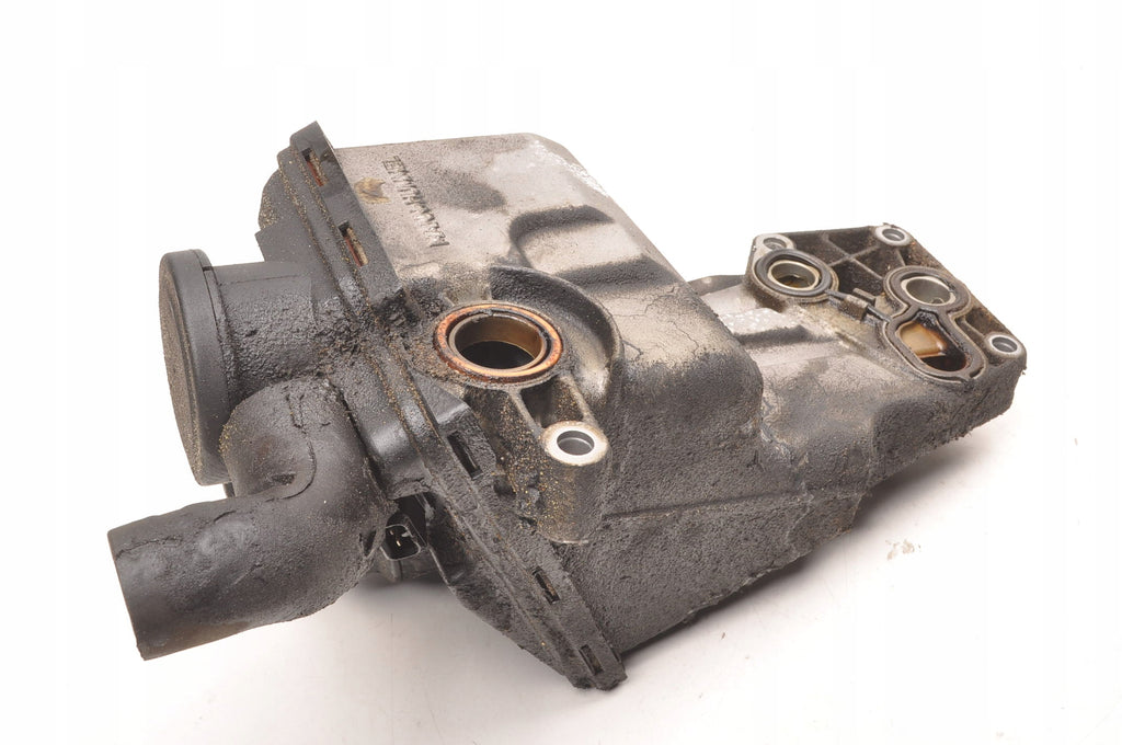 VOLVO C30 S40 II V50 C70 2.4 20V BASE OIL FILTER HOUSING 30684381