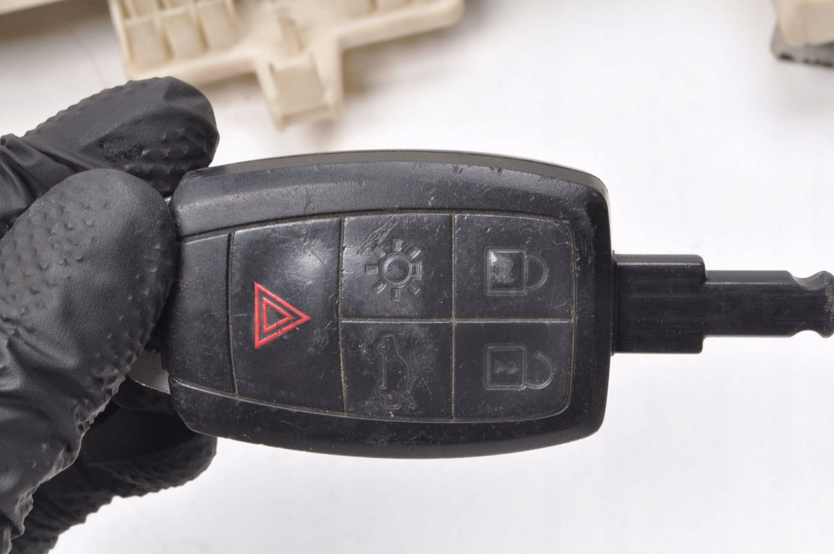 VOLVO C30 S40 II V50 C70 BOX MODULE BSI KEY 30765471