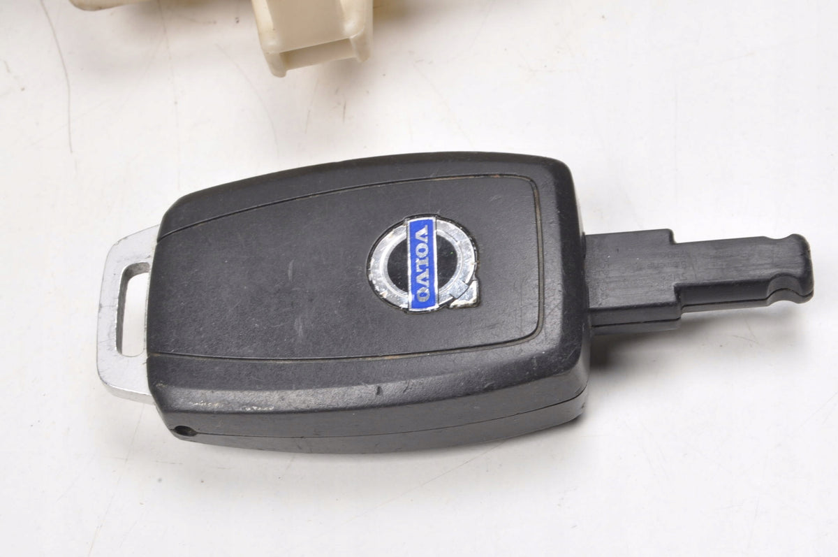 VOLVO C30 S40 II V50 C70 BOX MODULE BSI KEY 30765471