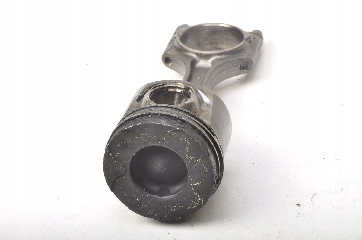 VOLVO C30 S40 II V50 C70 D3 150KM PISTON WITH CONNECTING ROD D5204T5 81L123