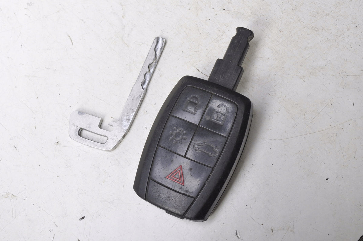 VOLVO C30 S40 II V50 C70 II IGNITION KEY 30737156