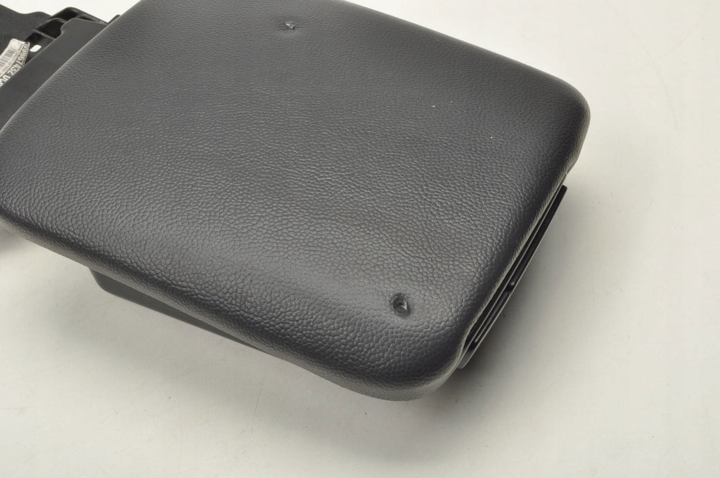VOLVO C30 S40 II V50 LEATHER ARMREST 39867432 LIFT