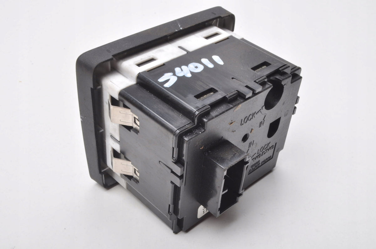 VOLVO C30 S40 II V50 LIGHT SWITCH LIFT 31318937
