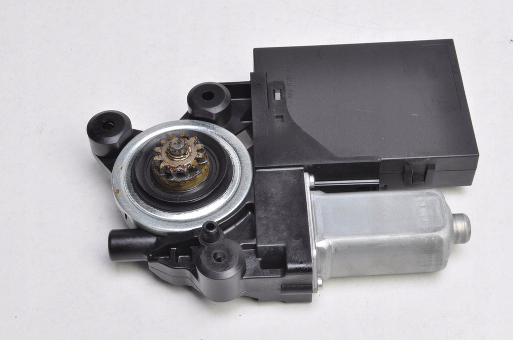 VOLVO C30 S40 II V50 WINDSCREEN MOTOR RIGHT FRONT LIFT 31264786AA