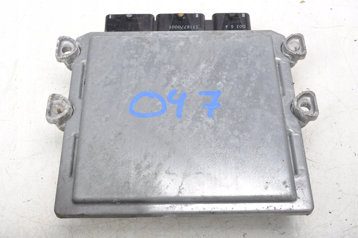 VOLVO C30 S40 V50 2.0 D ENGINE COMPUTER 30713699