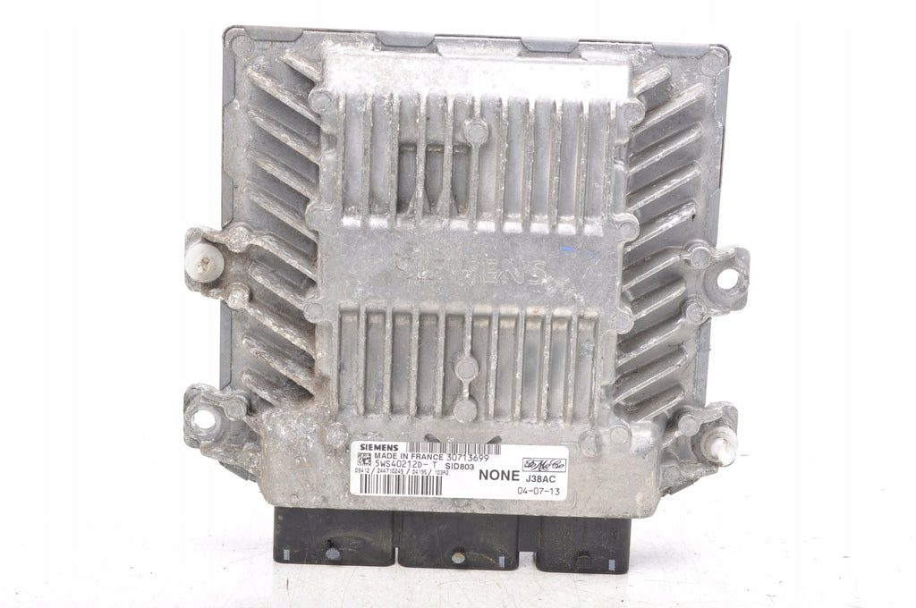VOLVO C30 S40 V50 2.0 D ENGINE COMPUTER 30713699