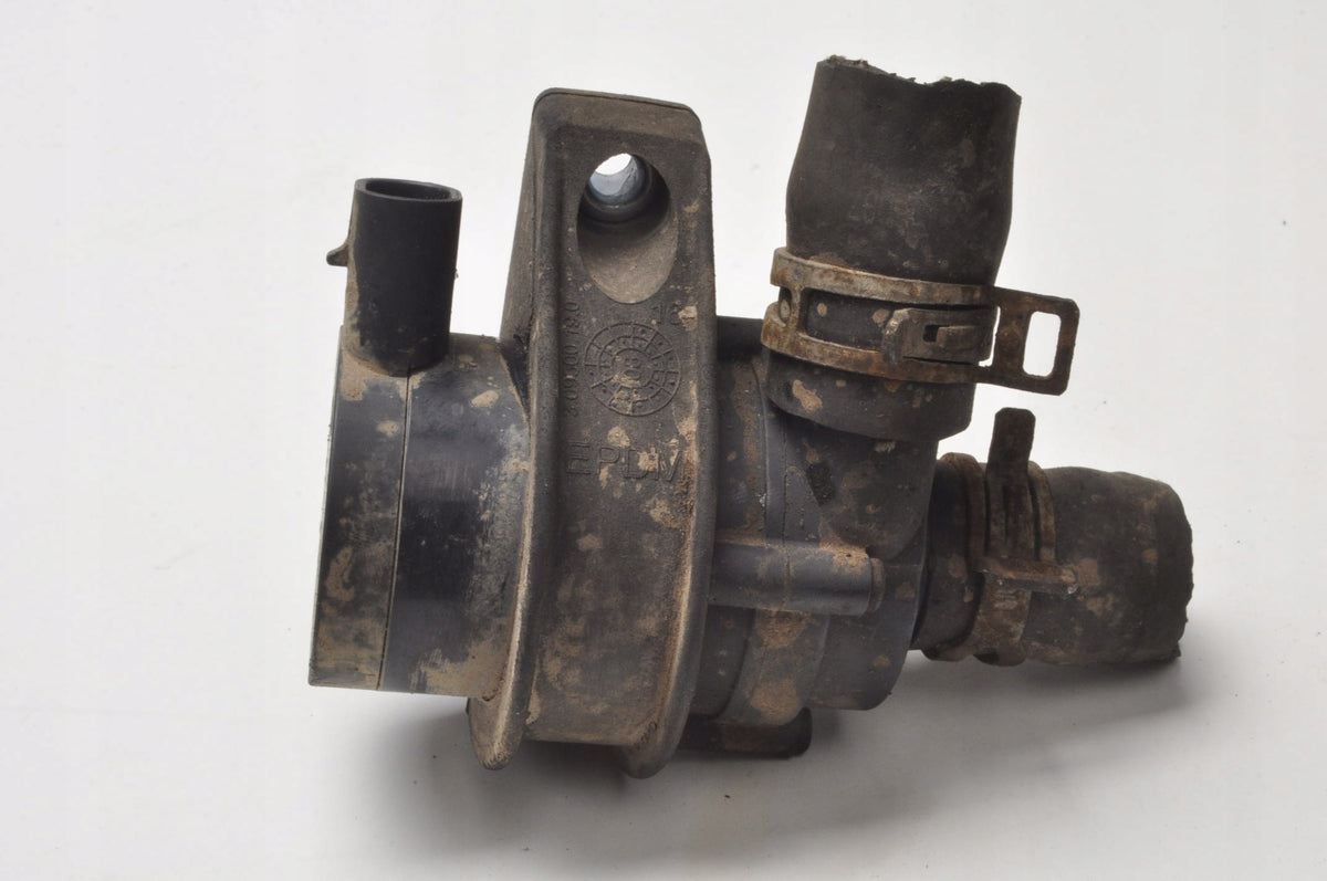 VOLVO C30 S40 V50 C70 1.6 D WATER PUMP