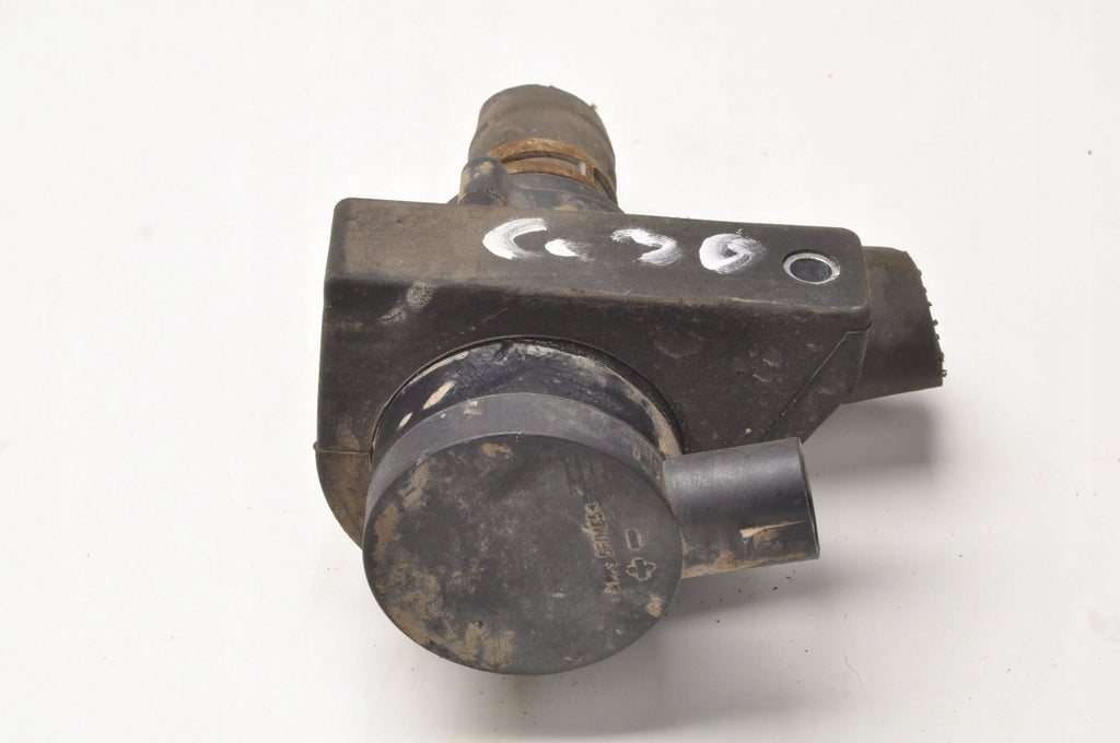 VOLVO C30 S40 V50 C70 1.6 D WATER PUMP