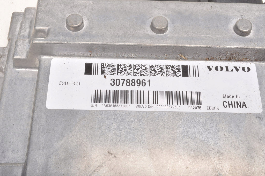 VOLVO C30 S40 V50 C70 2.0 16V 145KM COMPUTER ENGINE DRIVER 30788961