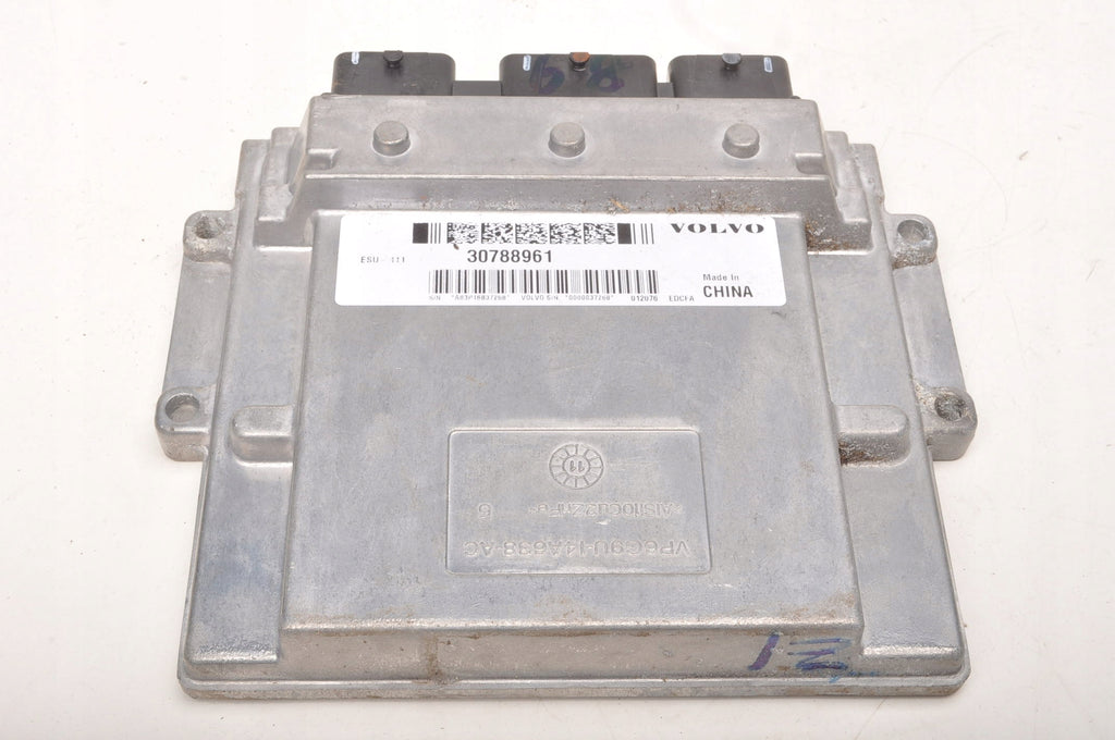 VOLVO C30 S40 V50 C70 2.0 16V 145KM COMPUTER ENGINE DRIVER 30788961