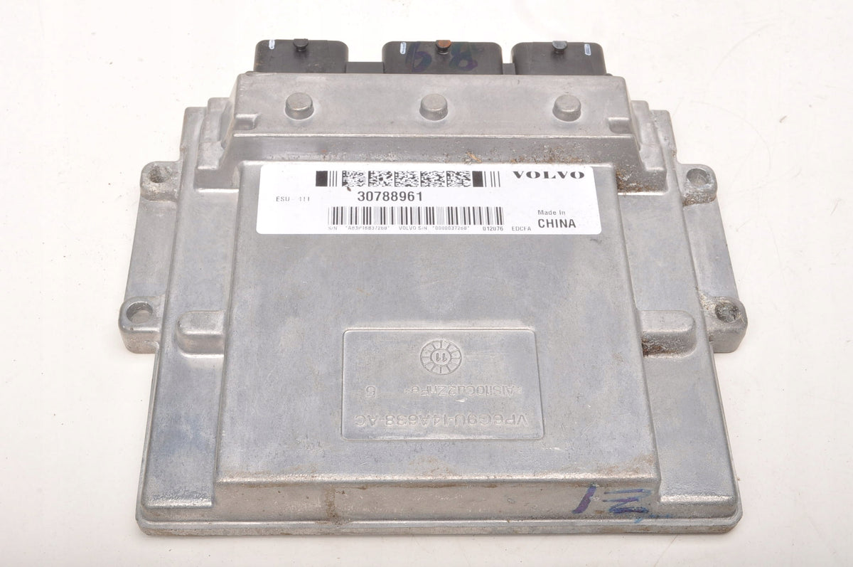 VOLVO C30 S40 V50 C70 2.0 16V 145KM COMPUTER ENGINE DRIVER 30788961