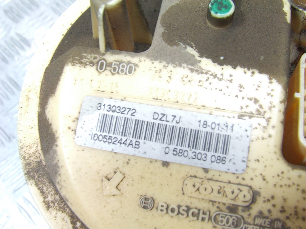 VOLVO C30 S40 V50 C70 D3 150KM FUEL PUMP 31303272