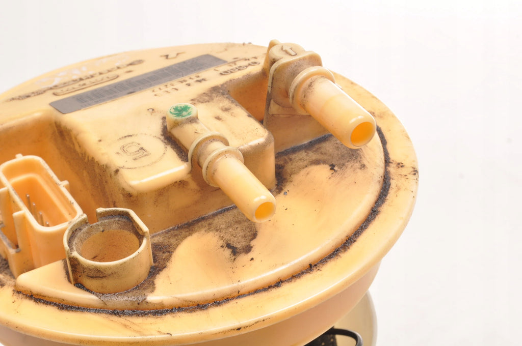 VOLVO C30 S40 V50 C70 II 2.0 D4 177KM FUEL PUMP 31303272