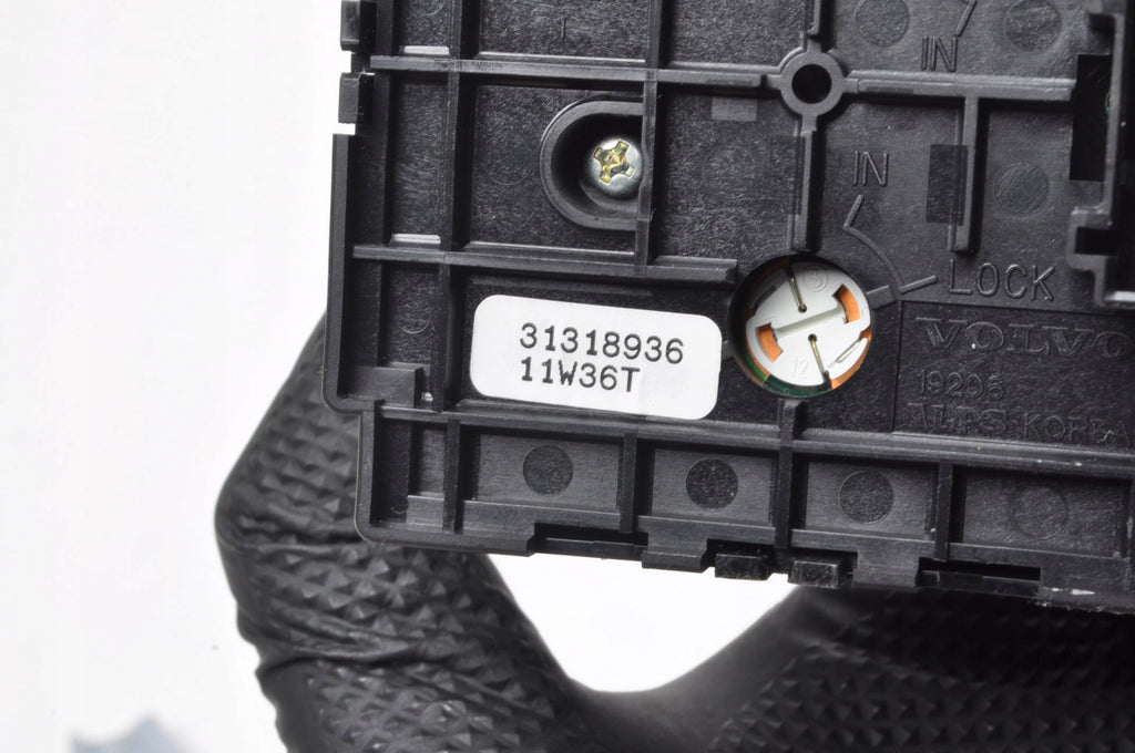 VOLVO C30 S40 V50 LIGHT SWITCH 31318936