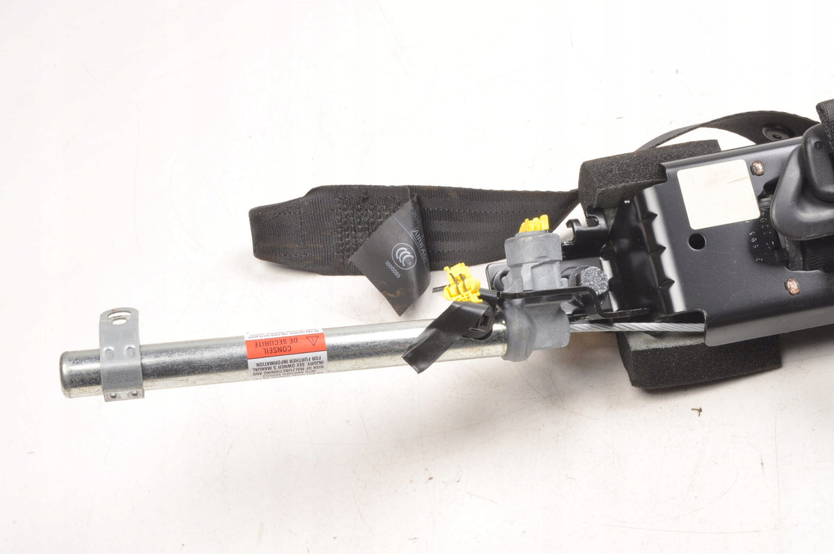 VOLVO C30 SEAT BELT LEFT FRONT 31351417