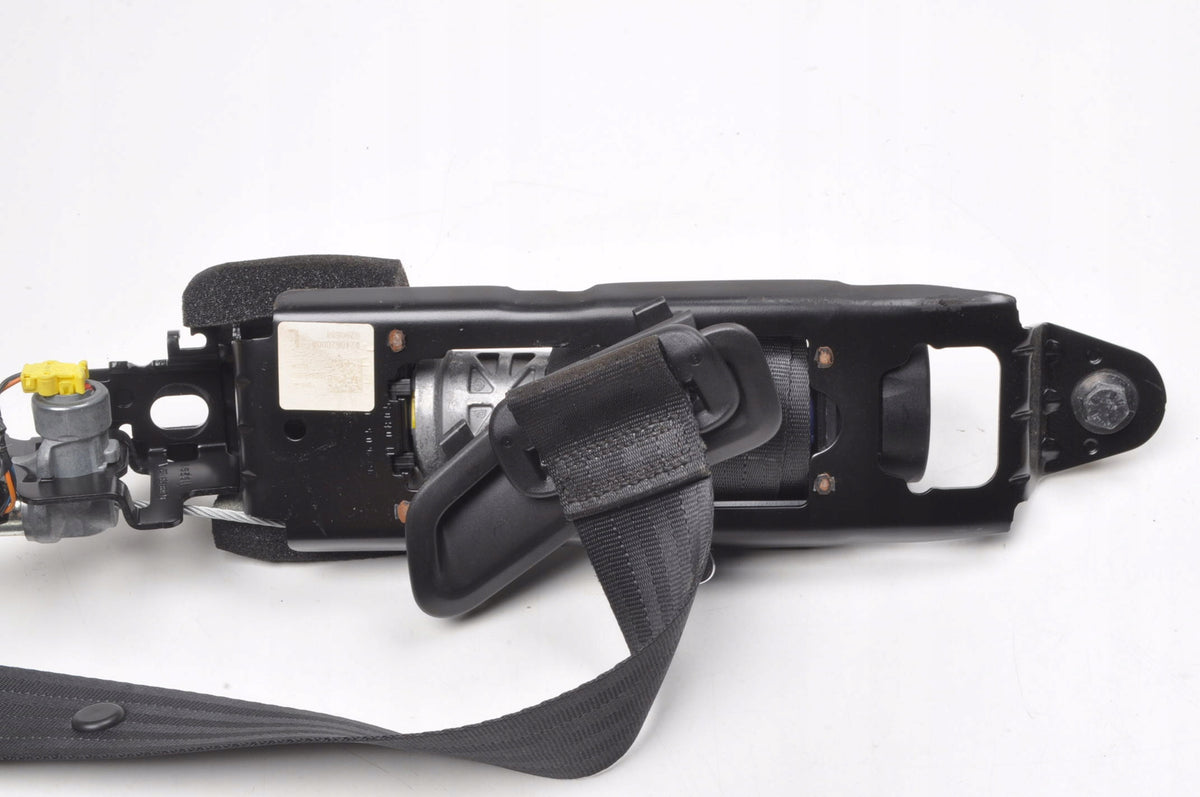 VOLVO C30 SEAT BELT LEFT FRONT LIFT 31351417 HB 3D