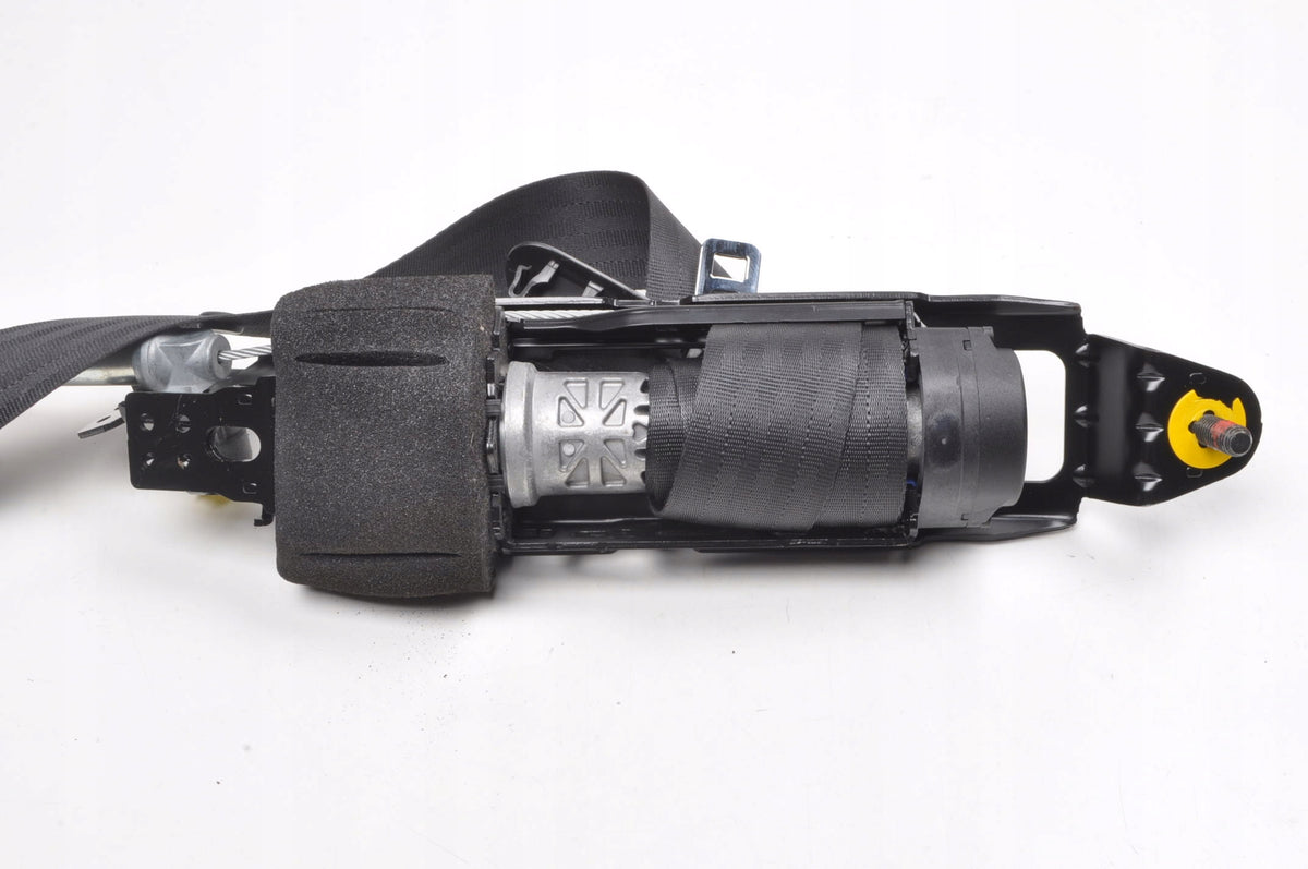 VOLVO C30 SEAT BELT LEFT FRONT LIFT 31351417 HB 3D