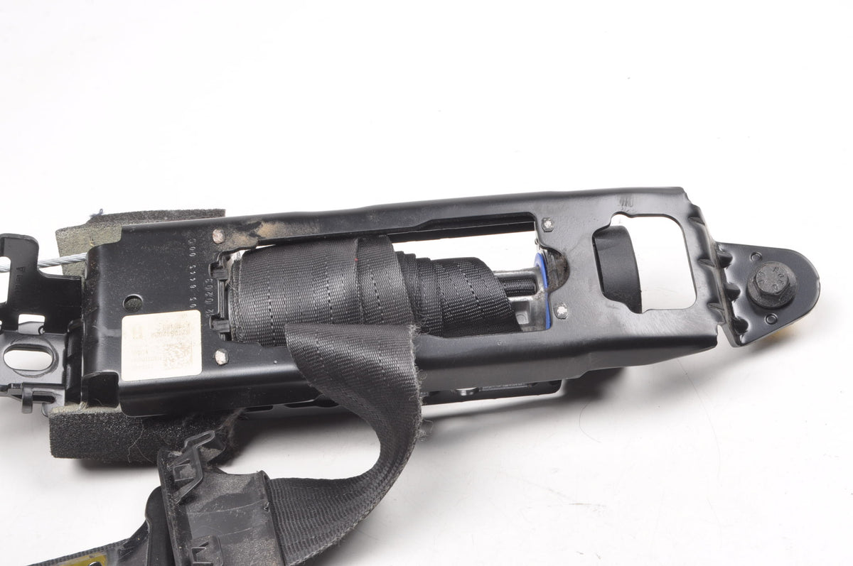 VOLVO C30 SEAT BELT RIGHT FRONT LIFT 31351425