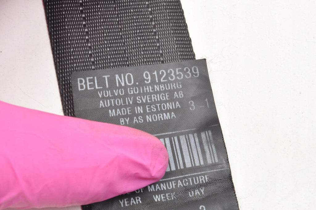 VOLVO C30 SEAT BELT RIGHT FRONT LIFT 9123539