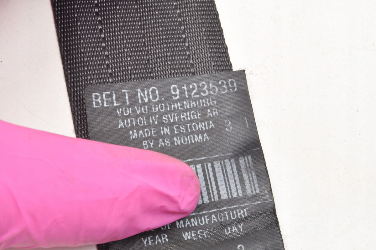 VOLVO C30 SEAT BELT RIGHT FRONT LIFT 9123539