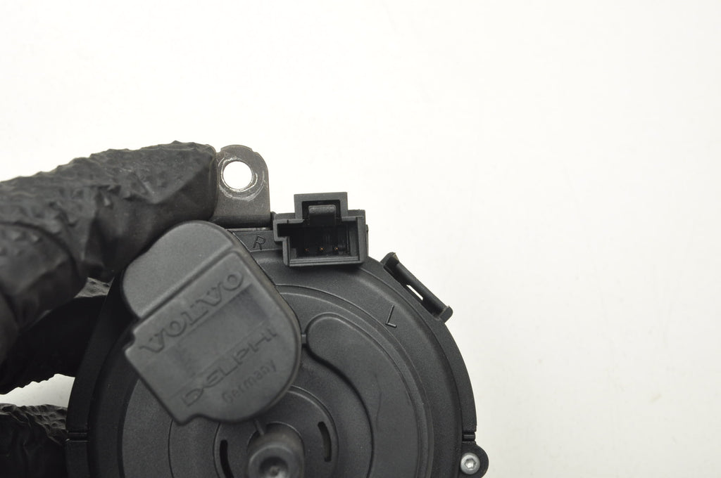 VOLVO C30 V50 C70 S40 II IGNITION 30768036