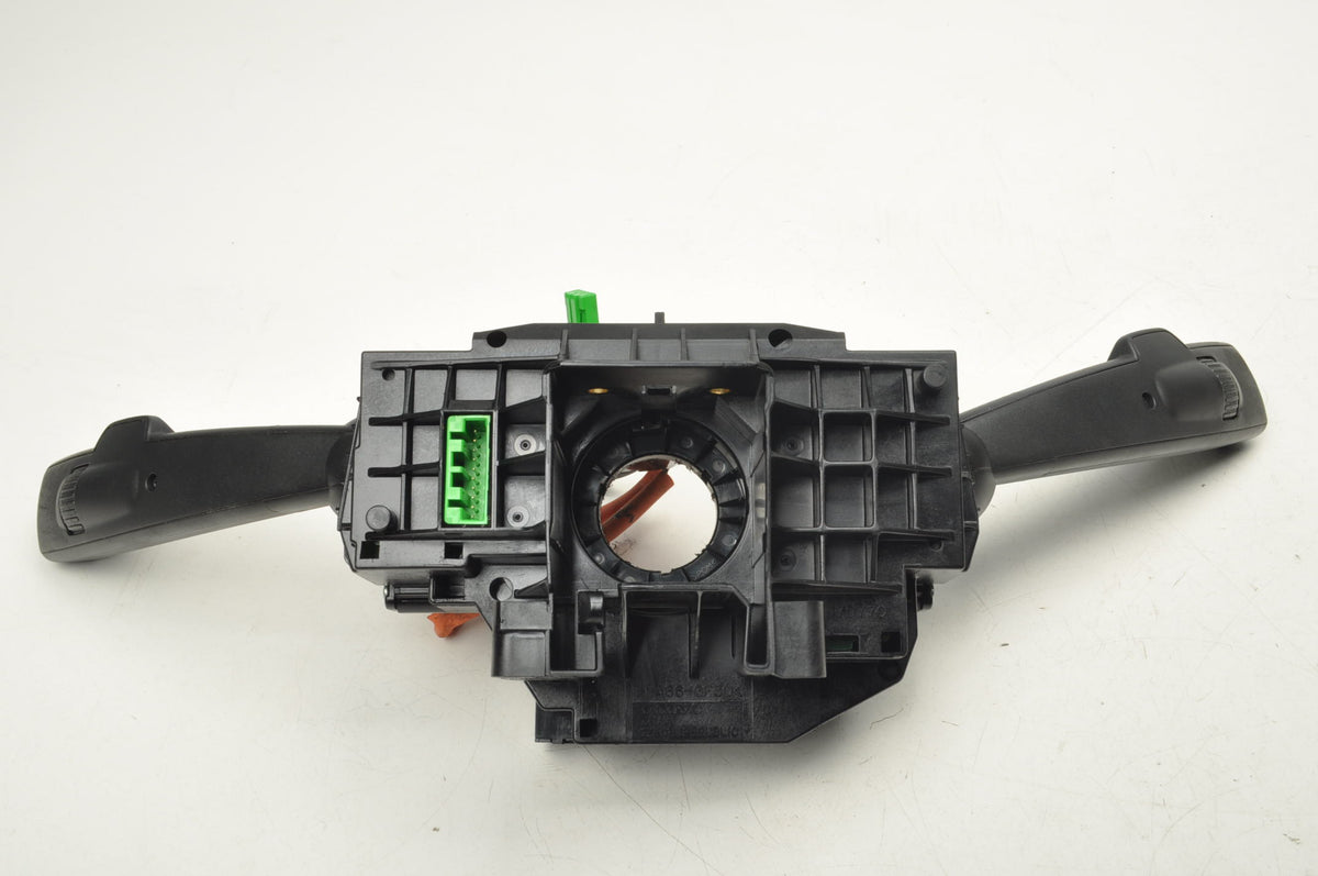 VOLVO C30 V50 COMBINED SWITCH LIFT TAPE 30773148