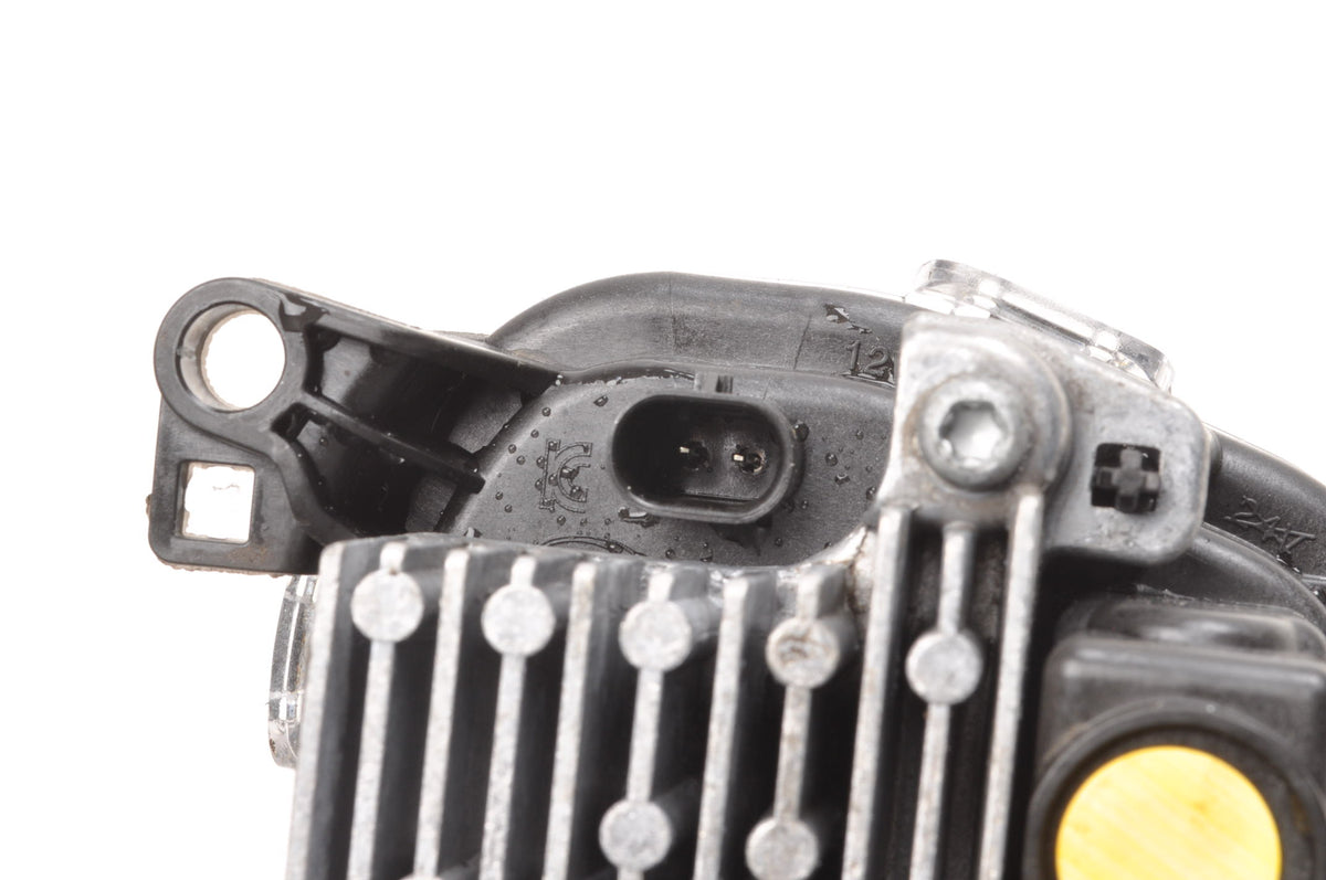 VOLVO C40 XC40 XC90 S90 V90 HALOGEN LEFT 32365034 2026