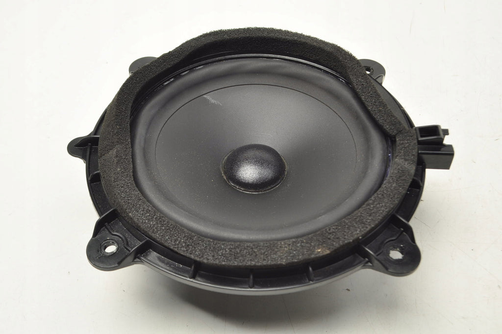 VOLVO C70 II 8676935 PREMIUM SOUND LIFT SPEAKER